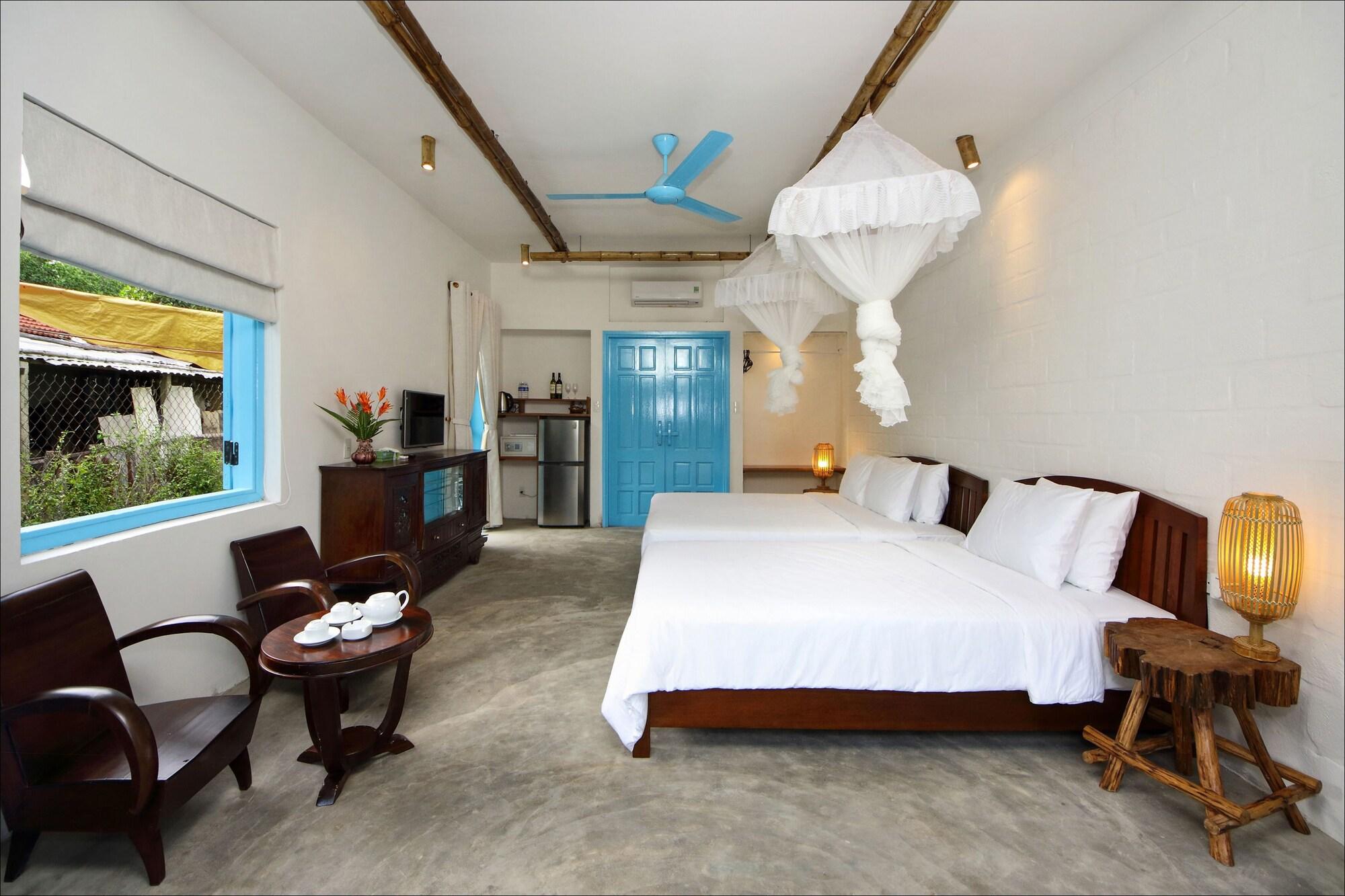 Life Beach Villa Хойан Экстерьер фото