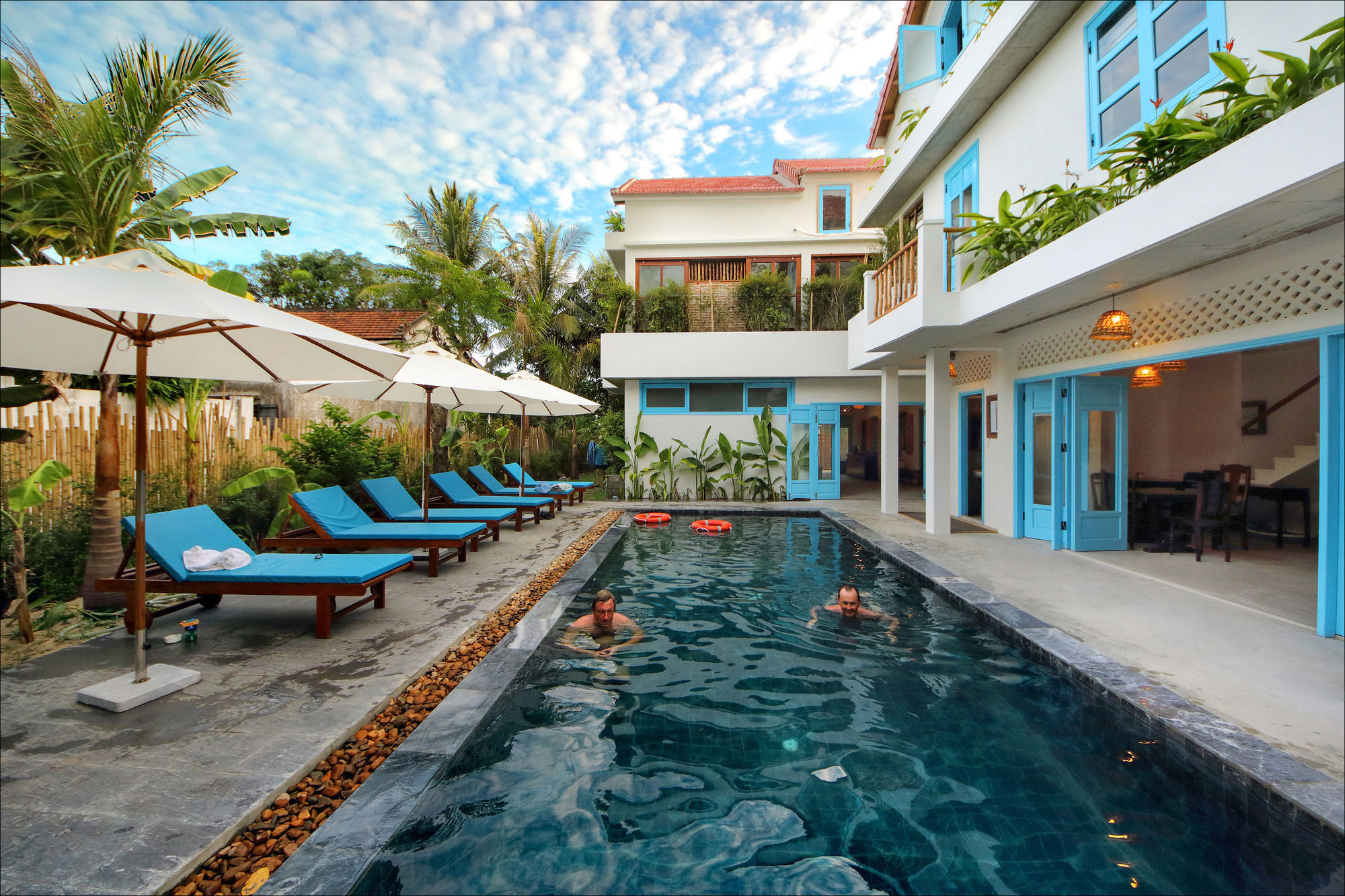 Life Beach Villa Хойан Экстерьер фото