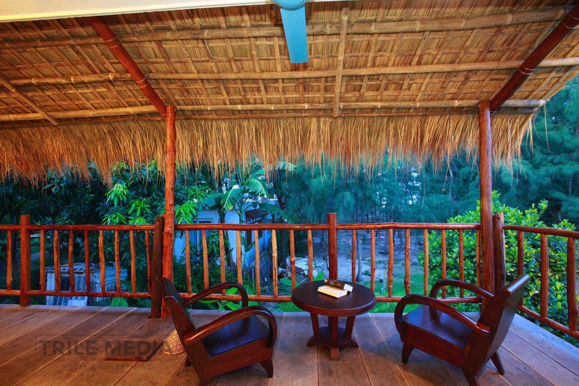 Life Beach Villa Хойан Экстерьер фото